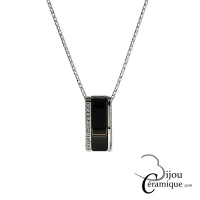 Collier en céramique noire